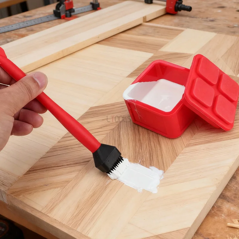 

Glue Container Adhesive Storage Silicone Box Brush Woodworking Glue Brush Sealed Box Glue Applicator Portable DIY Hand Tool
