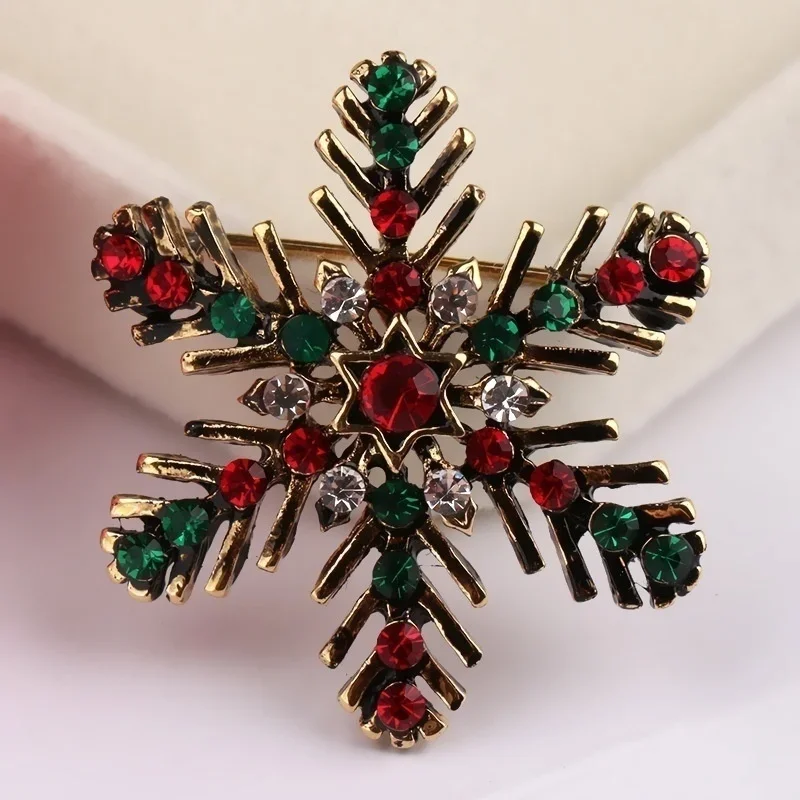 Fashion Accessories Christmas Snowflake Brooch Creative Gift European and American Colored Crystal Brooch Suit Decoration