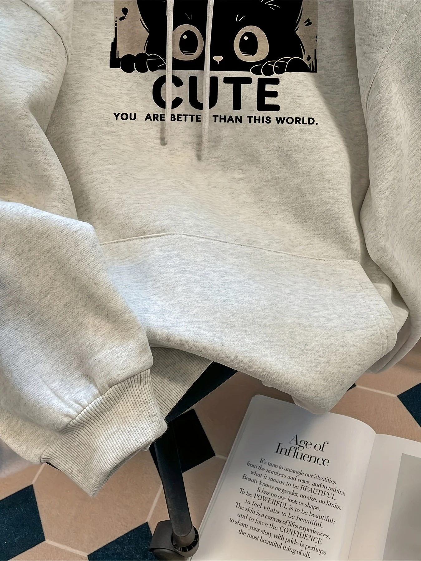 Felpa con cappuccio da donna streetwear casual autunno e inverno con stampa simpatico gatto nero