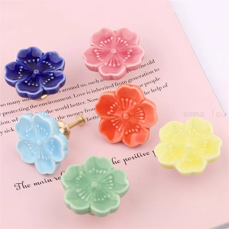 Flowers Shape Color Ceramic Knob and Handle Cabinet Door Hardware Knobs Furniture Cupboard Single Hole Handles