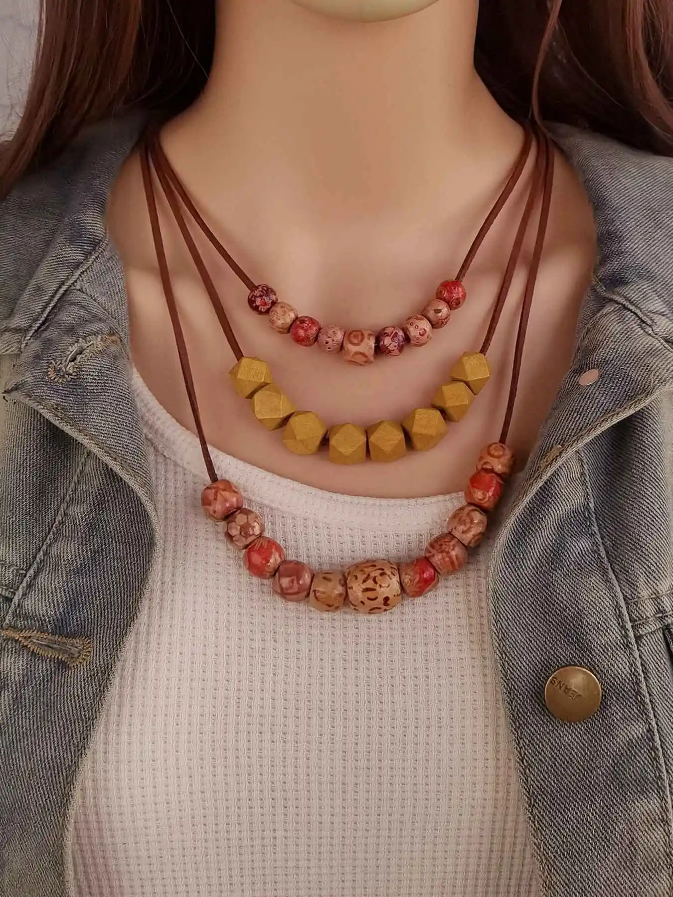 Women's Multi-Layered Natural Wooden Bead Necklace Boho Geometric Pendant for Women Daily Wear Vintage Ethnic Cord Jewelry