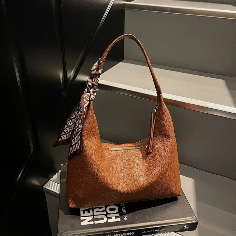 Luxury Brand Fashionable Leather Women's Handbag Elegant Classic Popular Paris Stylish Embellishment Commuter Vintage Bag​