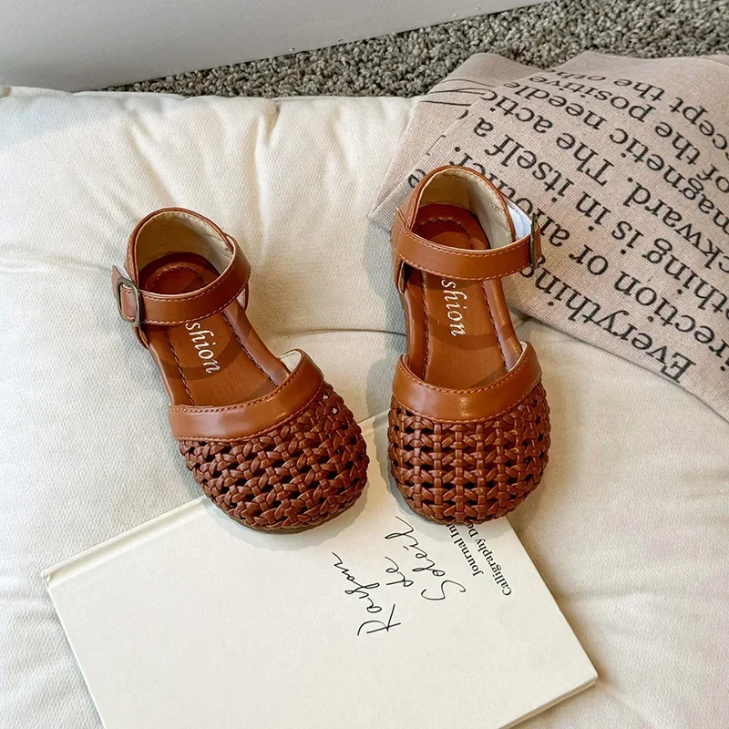 Kids Summer Beach Shoes with Hollow Weave Girls' Sandals Solid Color 2024 New Children Princess Shoes for Vacation Soft Sole