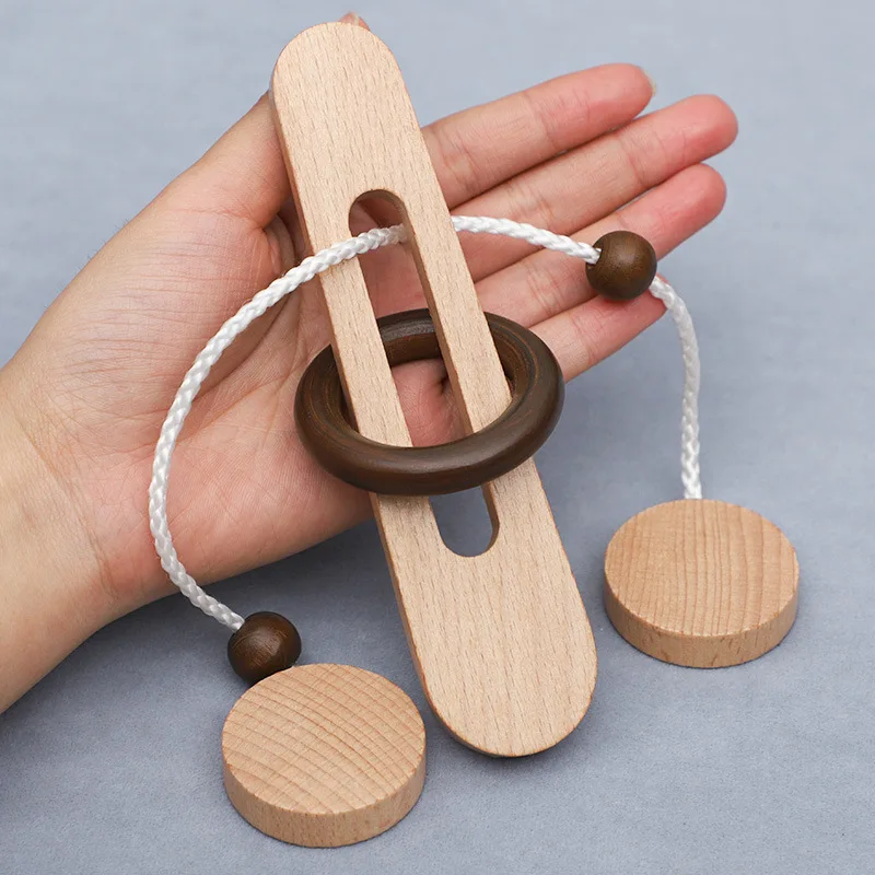 Wooden Ring Unlocking Game,Magic Ring Escape Classic Puzzle Toy, Kongming Lock Luban Lock Intelligence Toy