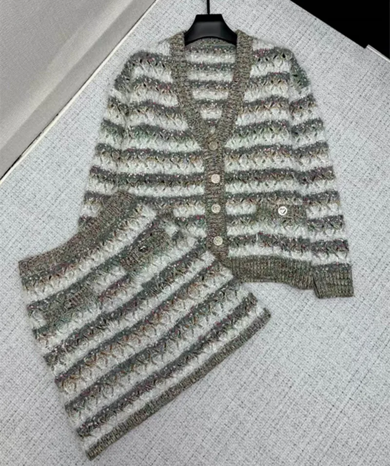 

Новые зимние стили по индивидуальному заказу, европейская и американская женская одежда, вязаный кардиган с длинными рукавами в серовато-зеленую полоску