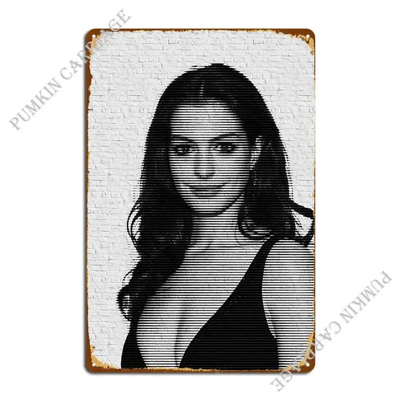 Anne Hathaway Metal Plaque Cinema Garage Printing Party PaintingTin Sign Poster