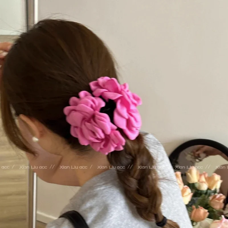 Hair Claw Dried Rose Blossom Claw Clip Female Style Shark Clip Sweet Claw Clip Spring/Summer New Style Hair Jewelry