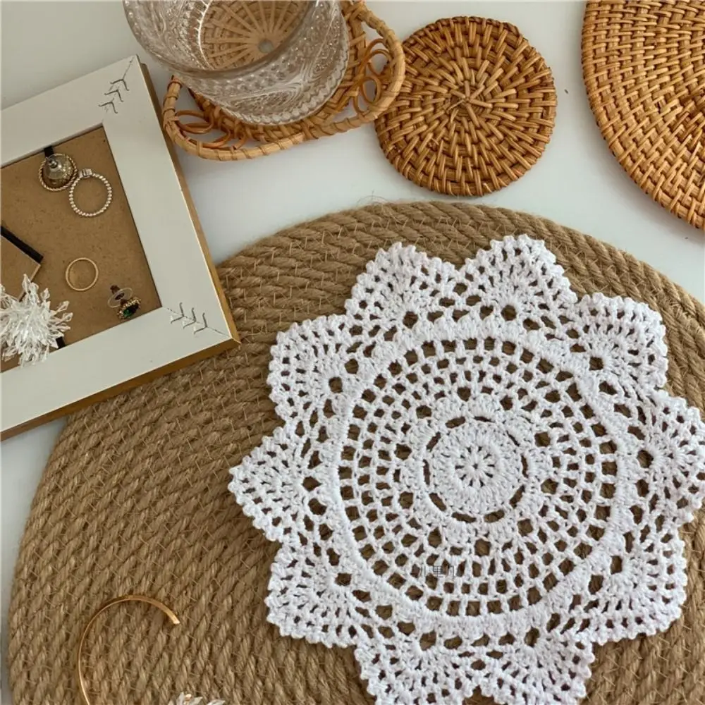 2/4Pcs Bohemian Crochet Coasters Knitted Texture Vintage Lace Floral Coasters Handmade Small Dinner Plate Mat Set Dining Room