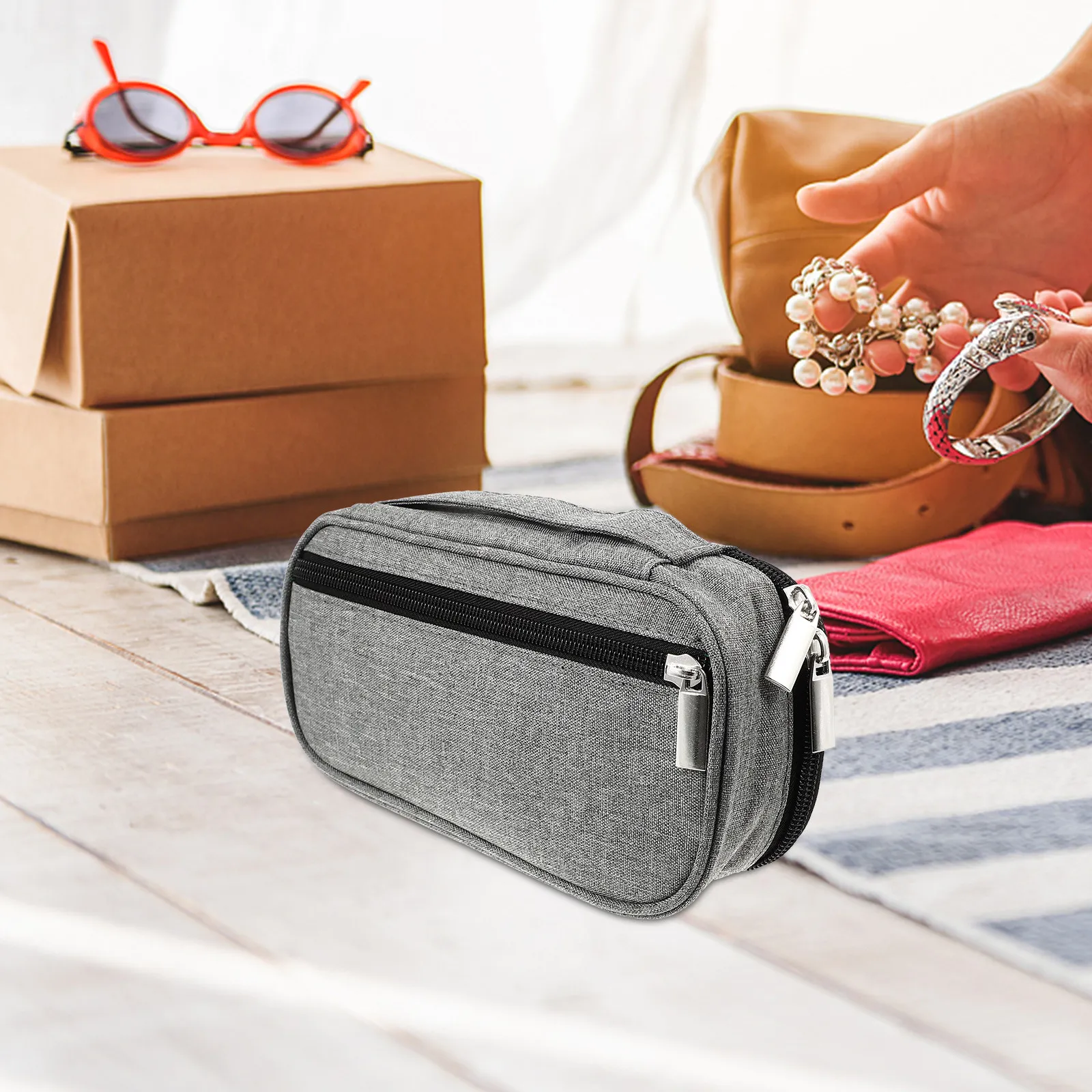 

Convenient Insulin Cool Bag Lightweight Insulated Case for Diabetes Medication Storage Travel Friendly Design Insulin Bag