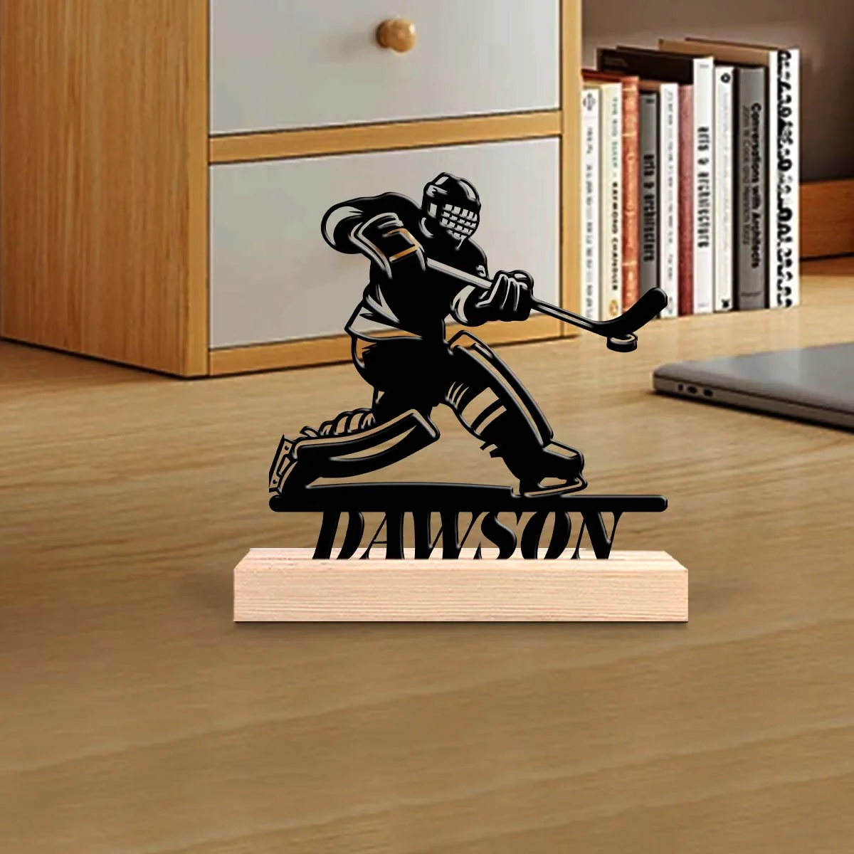 1pc Personalized Desktop Metal Ornaments Custom Content Equipped with Wooden Base Decorative Gifts, Metal Statue Ornaments