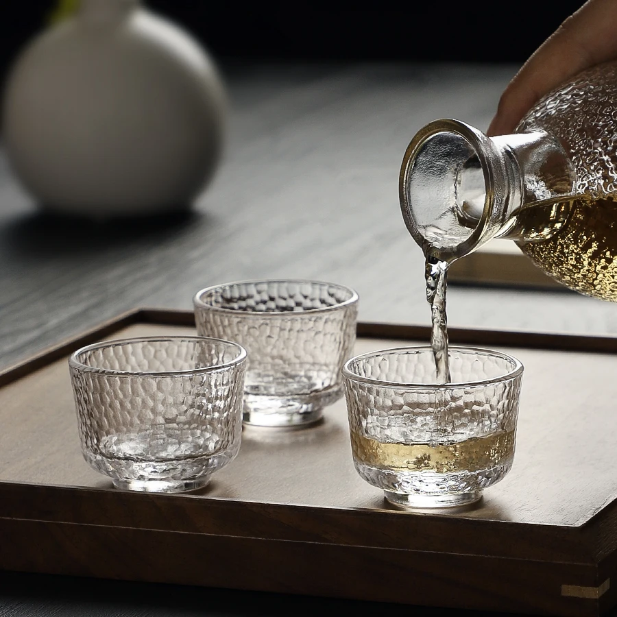 Small Cute Japanese White Liquor Sake Wine Soju Transparent Glass Cups Set Beautiful Heat Resistant Kungfu Hot Tea Cup Teacup