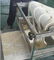 Automatic Pita Roti Chapati Maker Samosa Sheet Base Pizza Dough Press Bread Making Machine