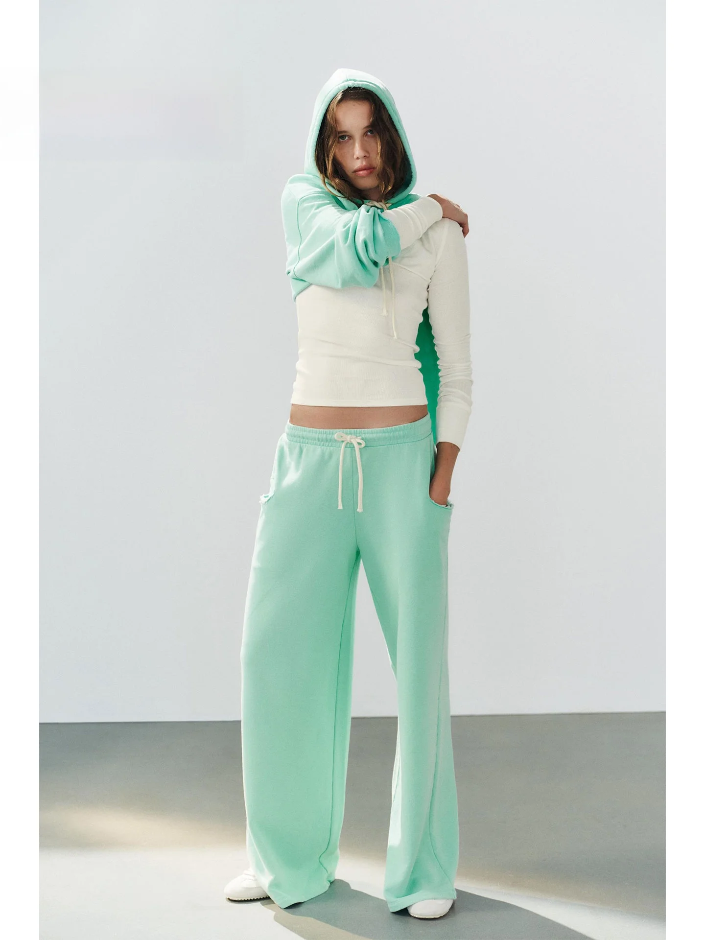 Casual Straight Leg Pants Drawstring Waist Green Mint Color Block Cuffed Pocket Loose Fit Versatile Ladies Fashion 2026 Autumn