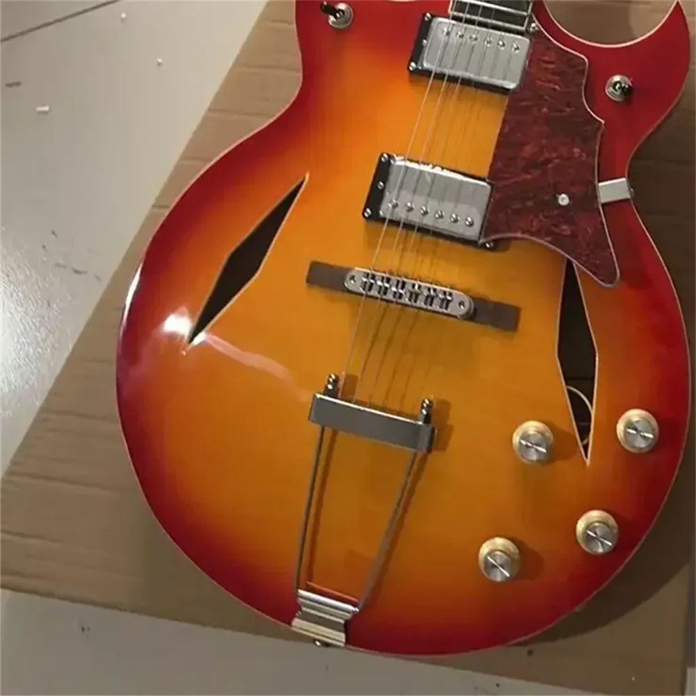 

Half hollow-body jazz electric guitar, rosewood neck, six strings, 24 frets, available in stock