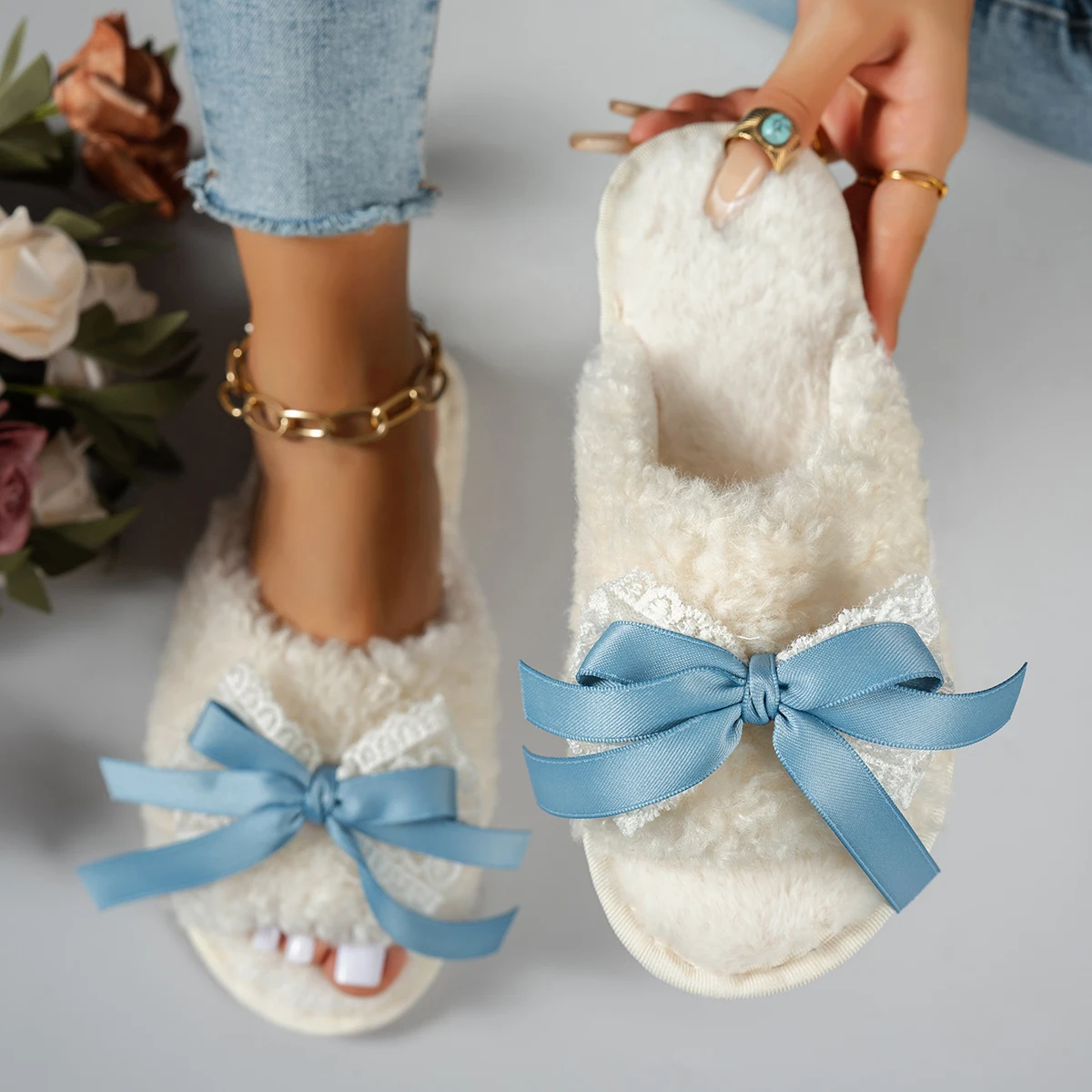

Winter Women Slippers Fashion Indoor Fluffy Light Shoes 2025 New Plush Bow Solid Slides Women Bowknot Home Cute Warm Slippers