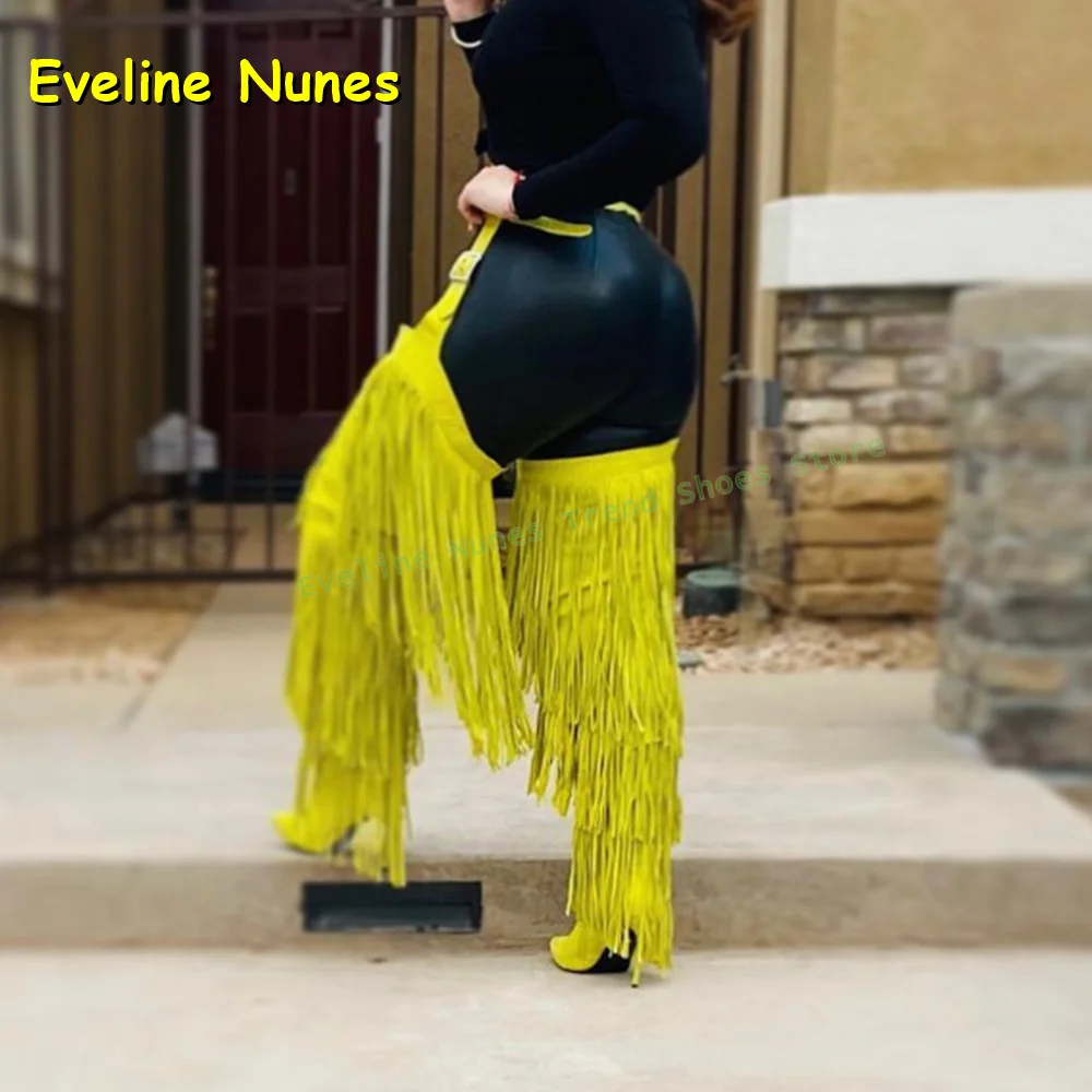 

Желтые сексуальные длинные сапоги с бахромой и поясом, однотонные пикантные сапоги выше колена на шпильке с острым носком для девочек, большой размер 2025, осенне-зимняя обувь