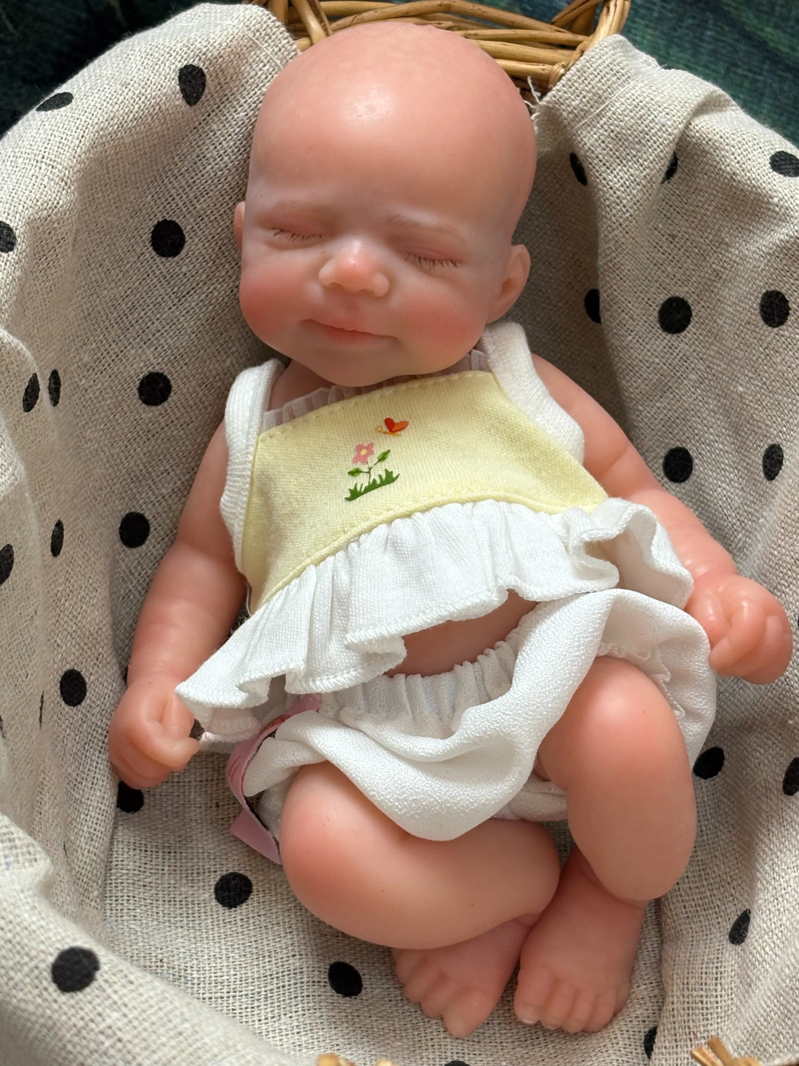 aiziwa1-8-inch-handmade-lifelike-silicone-reborn-girl-pascale-newborn-baby-doll-for-children-birthday-gifts
