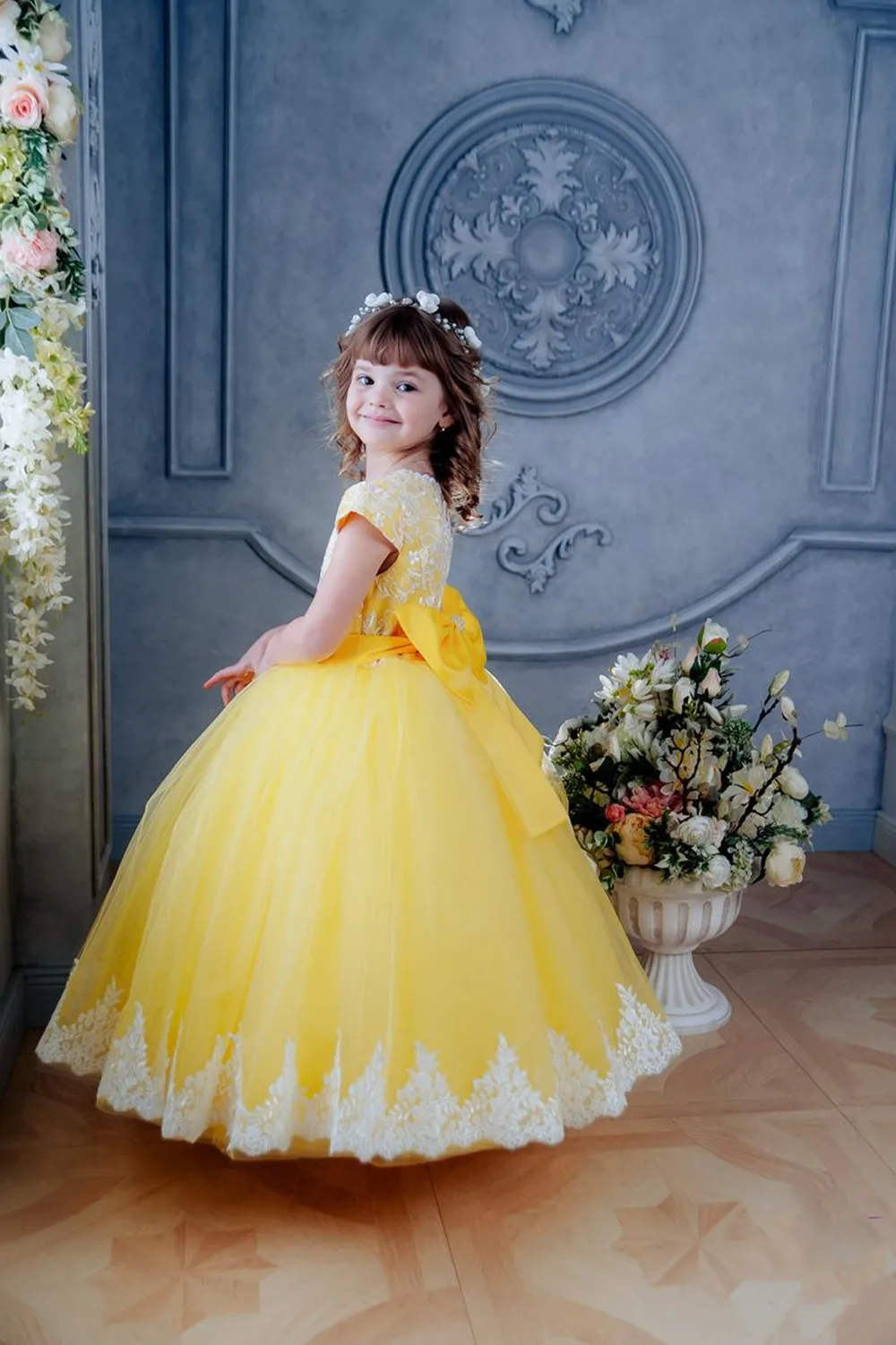 Yellow Long Flower Girl Dresses Tulle White Applique Cap Sleeve Wedding Birthday Party Bow Baby Kids First Communion Ball Gown