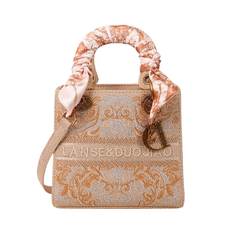 

2025 Новая сумка из шелкового шарфа с вышивкой — сумка через плечо в стиле ретро принцессы Дианы, европейский и американский национальный стиль