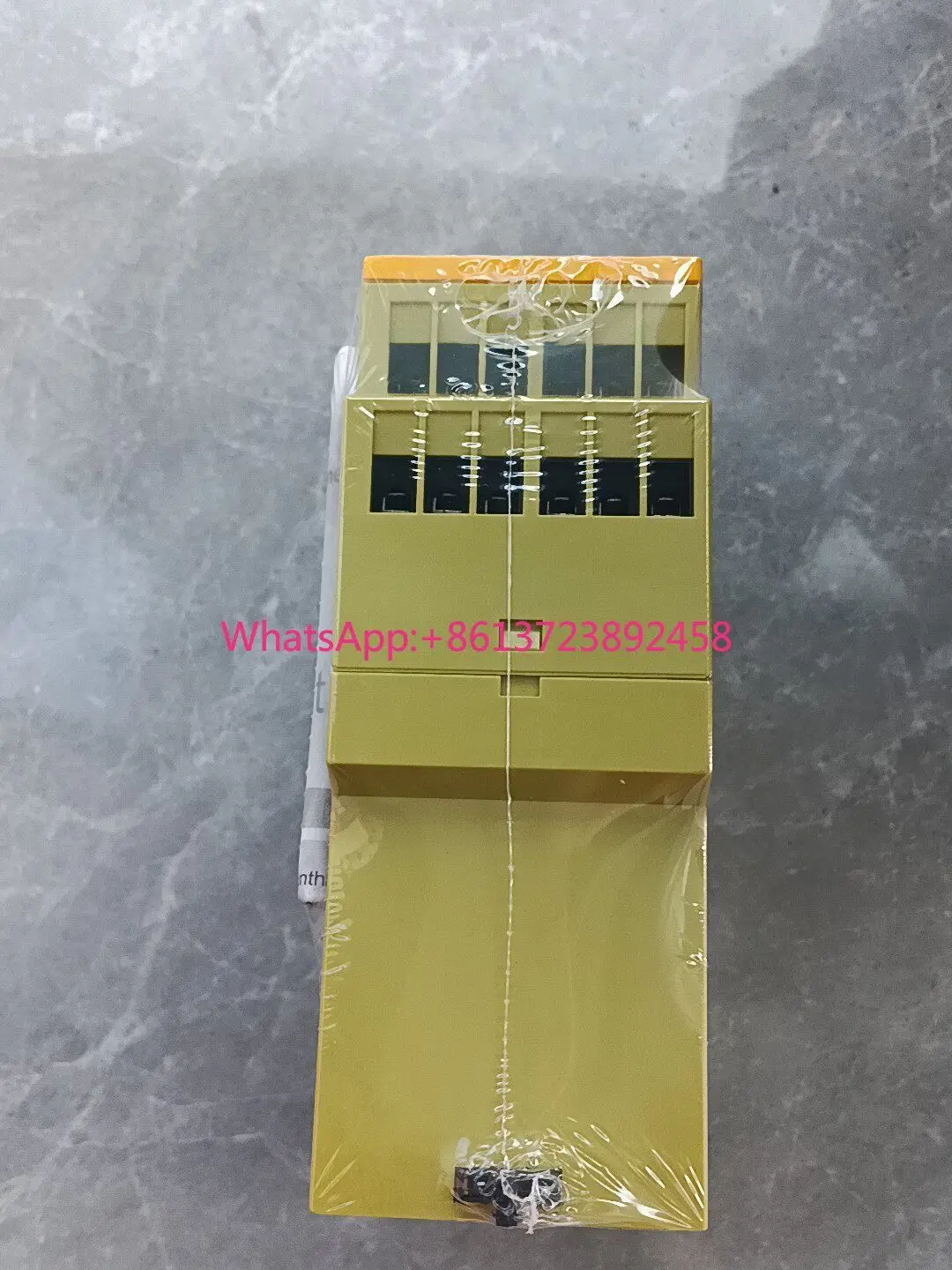 774340 pilz safety relay x1 in stock