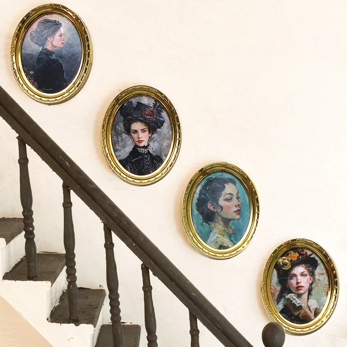 1 Random Miniature Retro Hanging Painting 1/12 Mini Simulation Lady Portrait Painting Bedroom Living Room Scene Wall Decoration