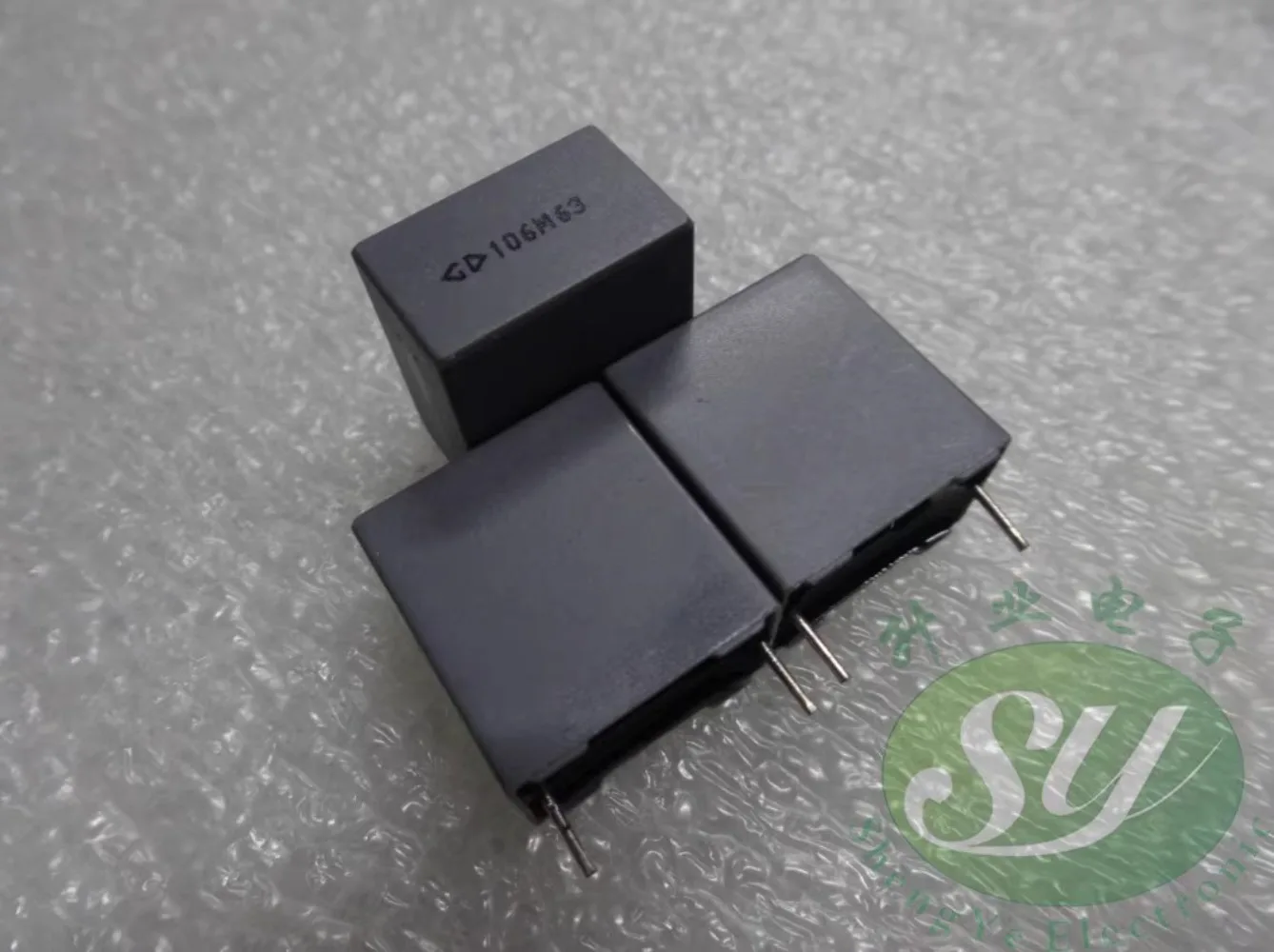 

5PCS Xiamen FARA 10uf/63v 106 New film capacitor 15mm