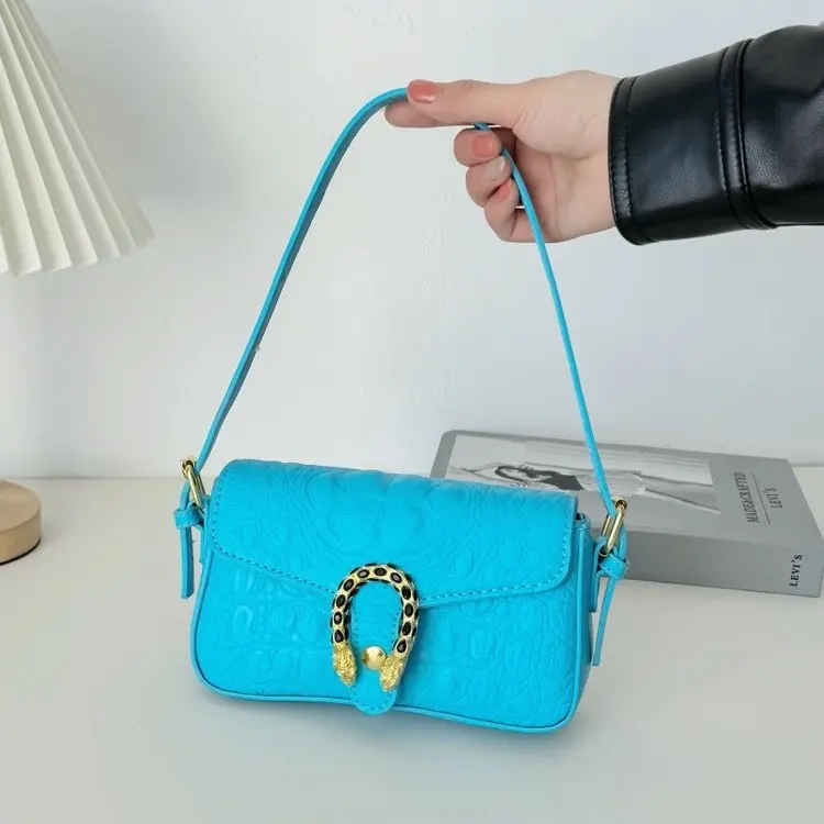 

Bestseller 2025 Women's Shoulder Bag, Quilted Leather Crossbody Purse, Versatile Vintage Lock Buckle Bag, Trendy Day & Night Bag