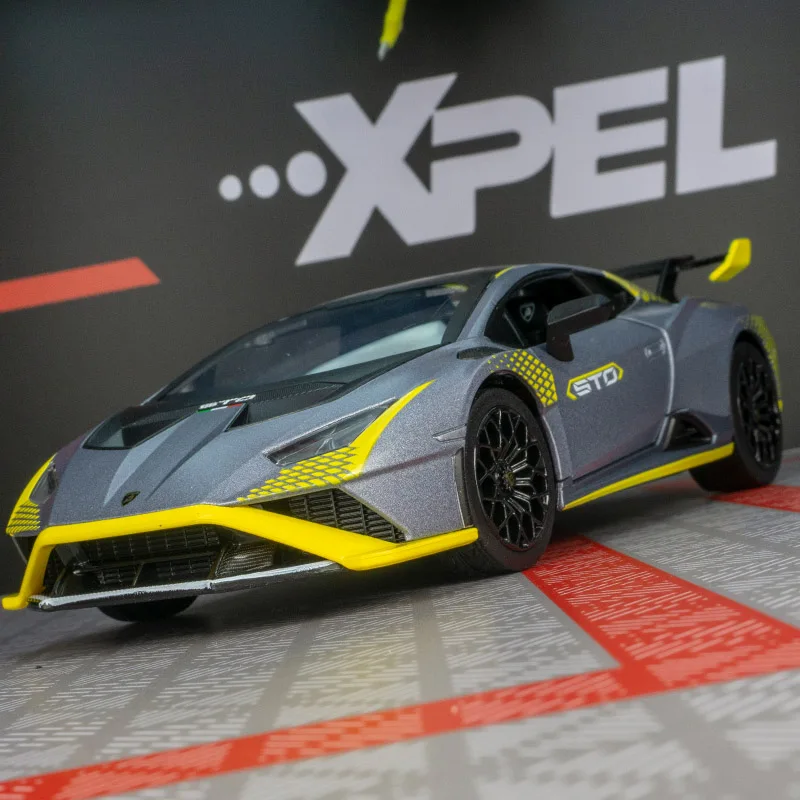 

CCA 1/24 Lamborghini Huracan STO Model Car Toy Car doors can be opened has simulated sound and lighting functions