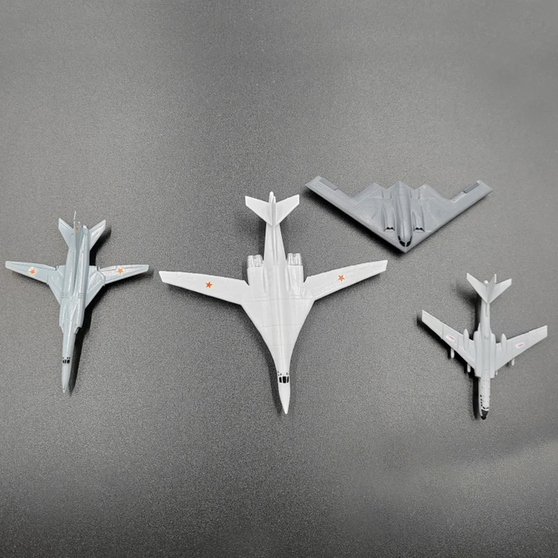 1Set 1/700 Scale Resin Bomber Model Tu-160 B-2 3D Printing Bombardment Aircraft DIY Airplane Colored Toys for Collection Hobby