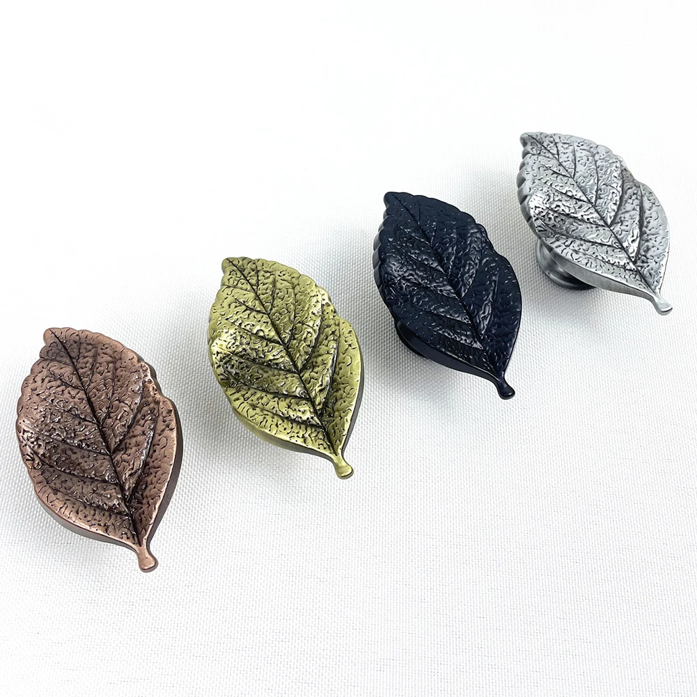 ตู้ลูกบิดเฟอร์นิเจอร์ตู้เคาน์เตอร์ฮาร์ดแวร์บ้าน Leaf Shape สังกะสีอัลลอยด์ฮาร์ดแวร์ตกแต่งบ้าน