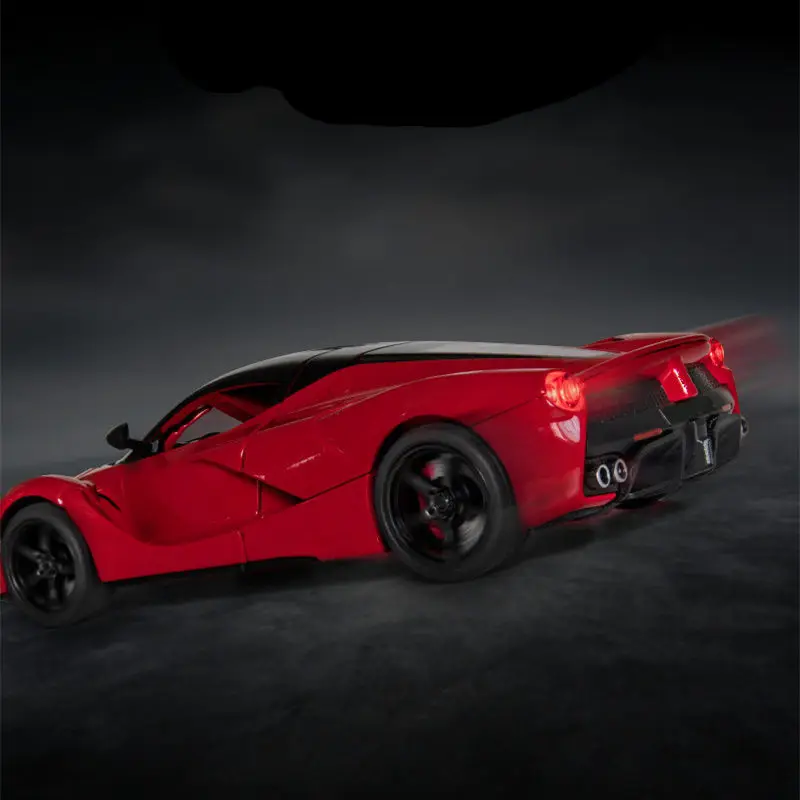 1:24 Laferrari Alloy Sports Car Model diecast Metal Toy Vehicles modello di auto simulazione Sound Light Collection regalo per bambini