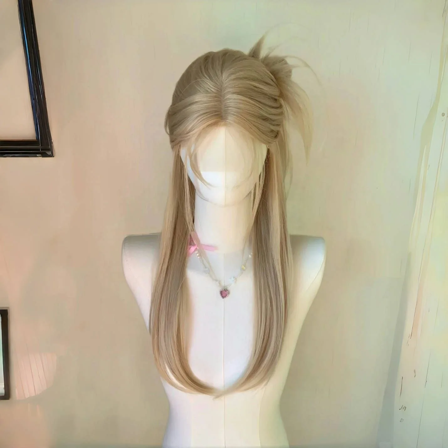 Synthetic Layered Blonde Wig with Lace Front, Long Straight Fashion Summer Style, Brightening Color Cosplay Women Hairpiece