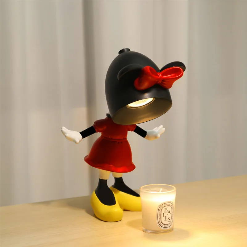 Veilleuse Disney pour décoration de chambre à coucher, lampe de table de style couple, jouets Kawaii, figurines d'action, tureMouse, Minnie Mouse, beurre, cadeau