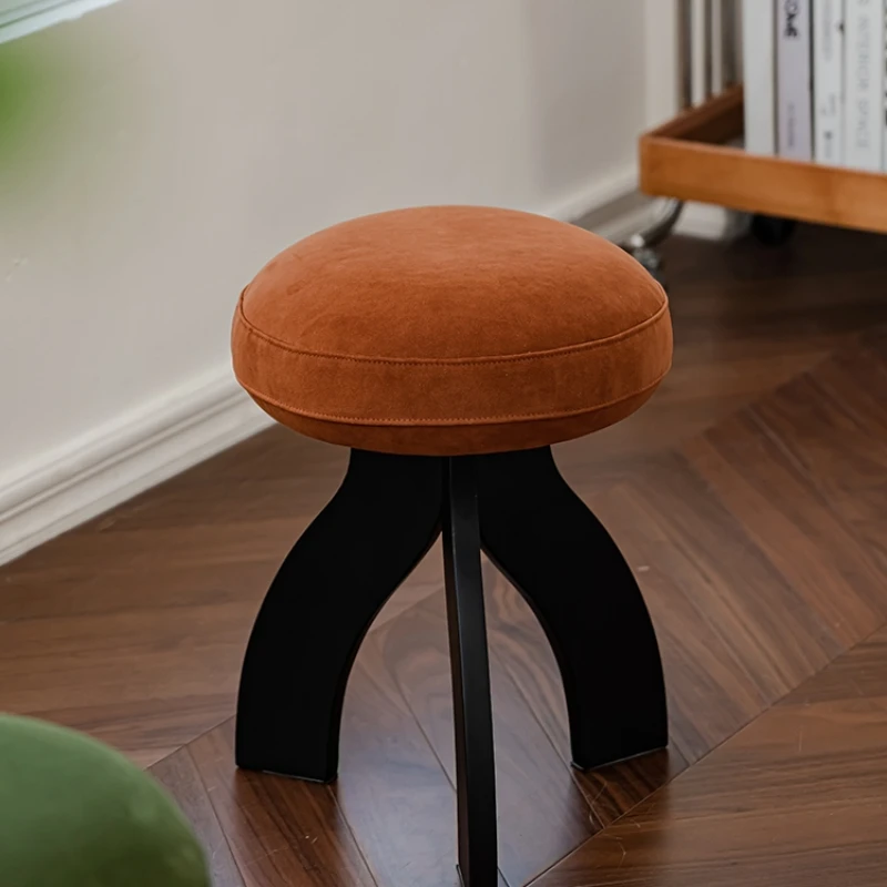 

Bedroom dressing minimalist retro home circular solid wood low stool creative jellyfish