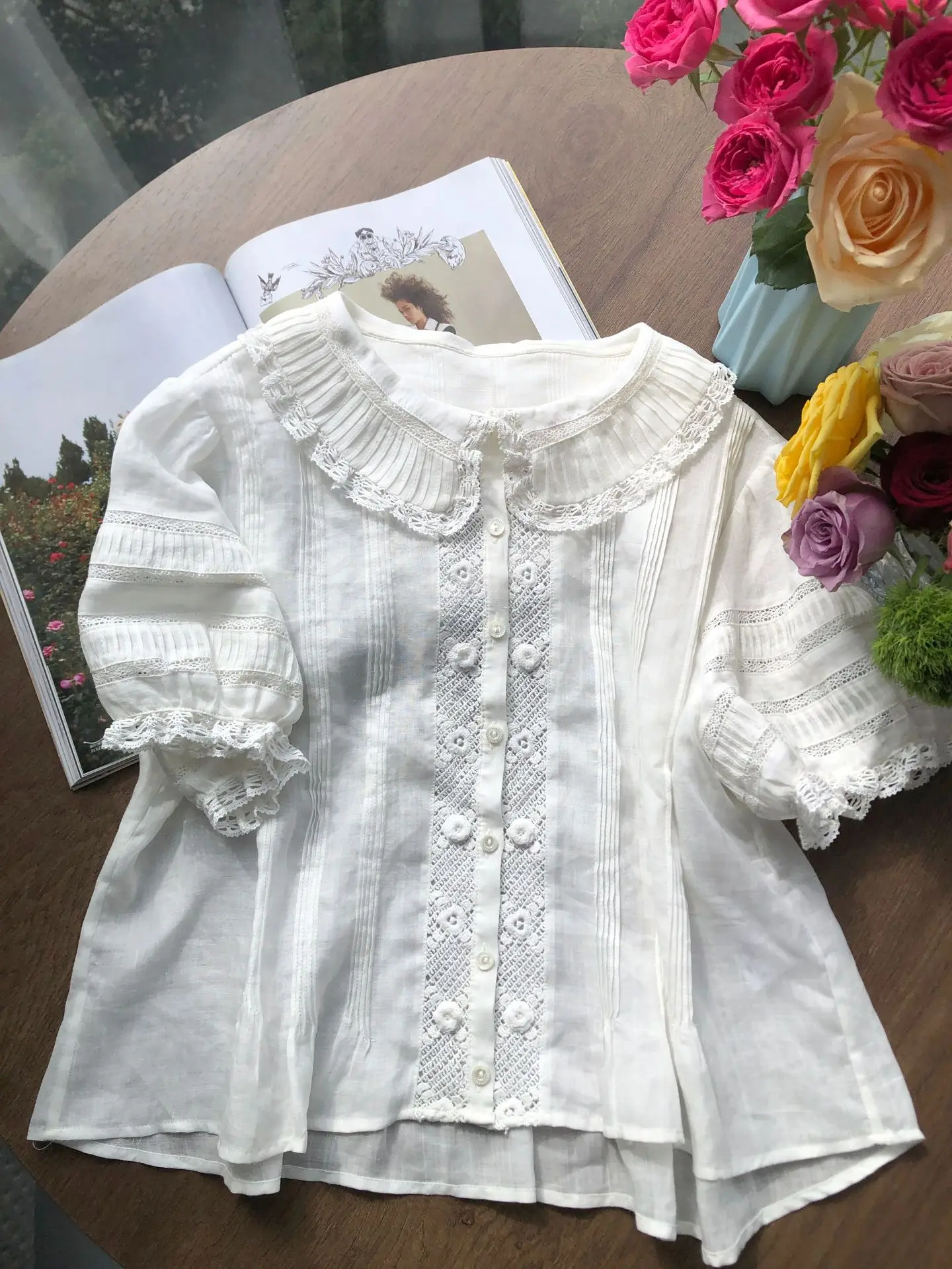 

Women 100% Ramie Blouse Top Lace Embroidery Patchwork Peter Pan Collar Single Breasted Puff Sleeve Casual Female White Shirt