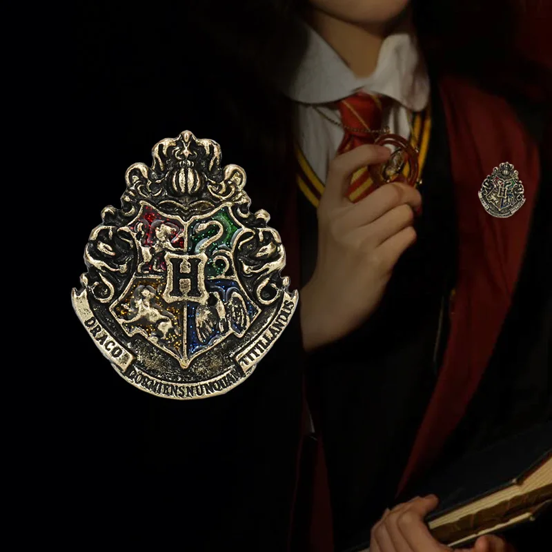 European and American Magic School Badges, Lapels, Pins, Chest Badges, Hats, Scarves, Clothing Accessories, Wholesale