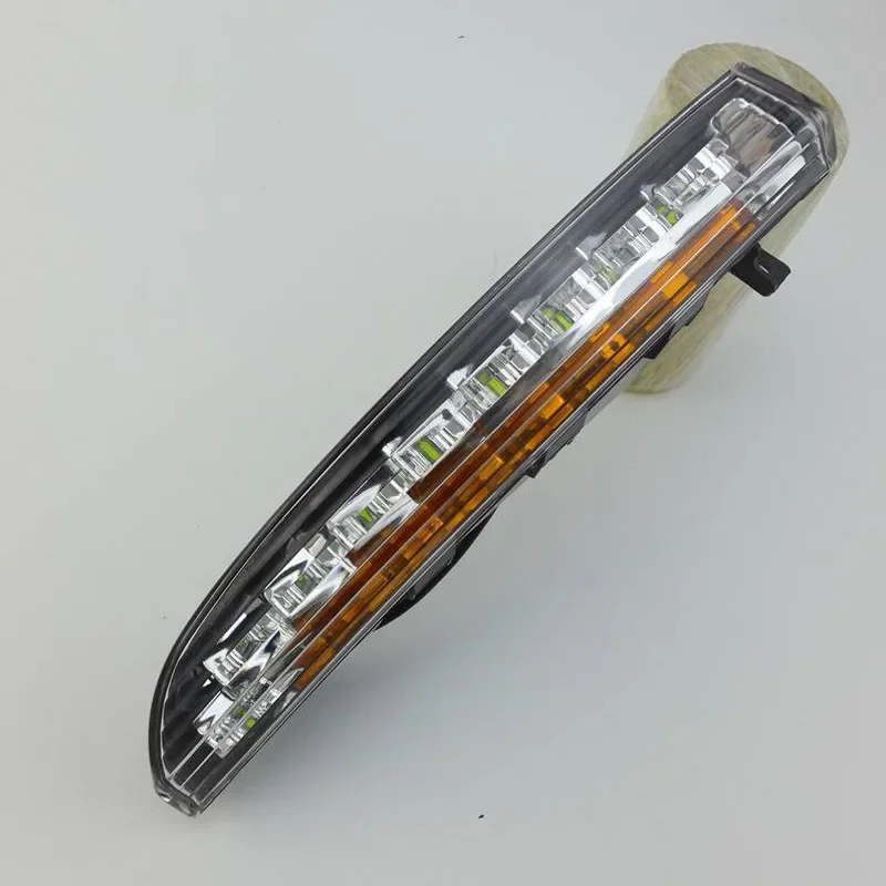 Car LED DRL Daylights For Volkswagen VW CC 2009 - 2013 Yellow Turn Signal Daytime Running Headlamps Auto Driving Lamp Foglamps
