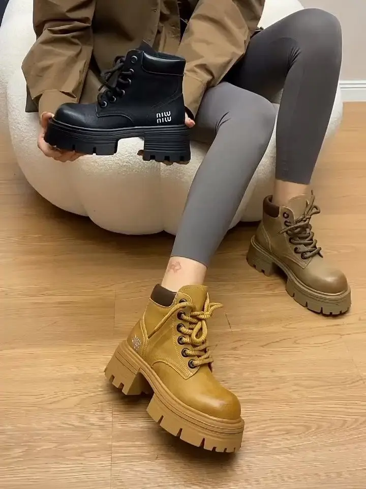 

Women's 2023 Autumn New Retro Authentic Leather Platform Thick Bottom Worker British Style Height-Increasing Short Boots