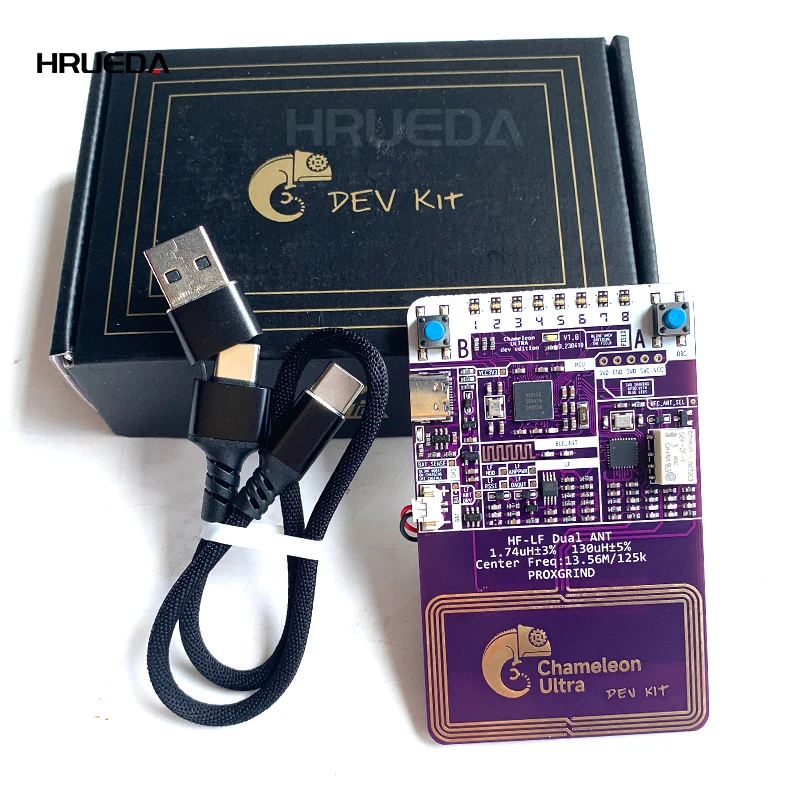 Chameleon Ultra Development Kit contactless smartcard emulator compliant to NFC