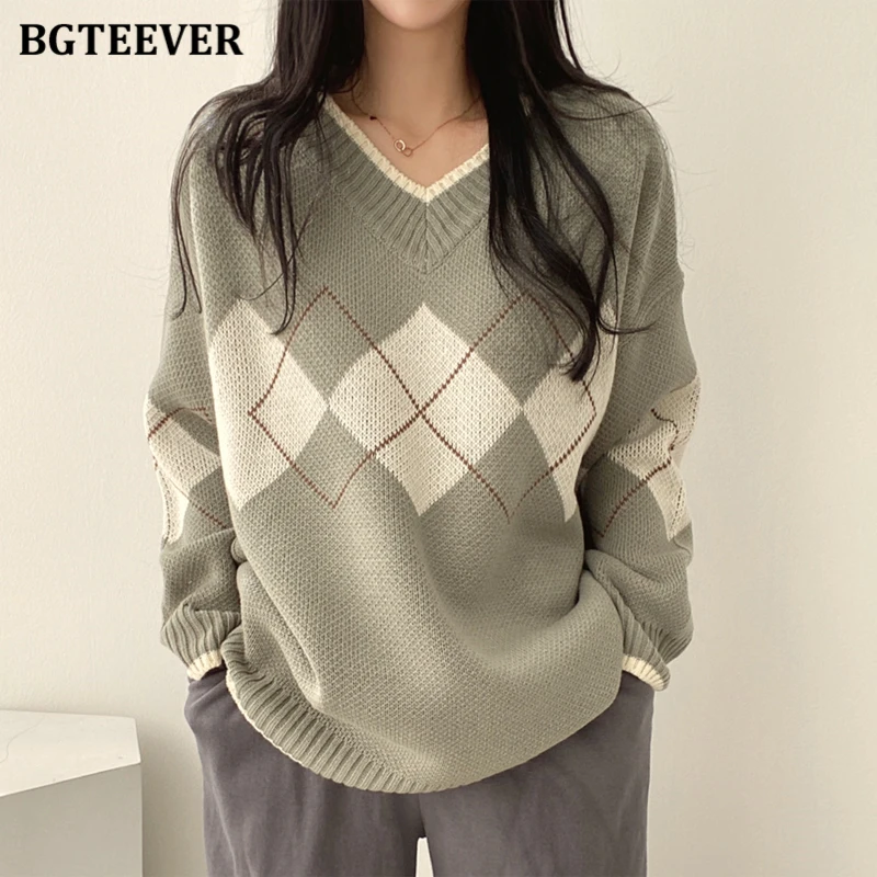 BGTEEVER Casual V-neck Warm Knitwear Autumn Winter Women Sweater Argyle Patchwork Ladies Pullovers Jumpers Loose