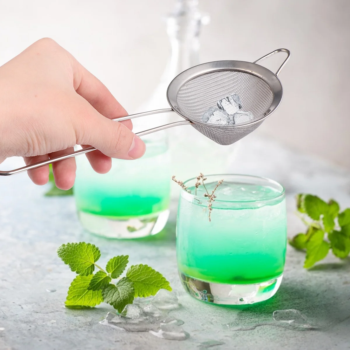 

1Pcs Tough Stainless Steel Ice Filter Ergonomic Designed Handle Suitable for Home Bar Coffee Shop Draining Tool