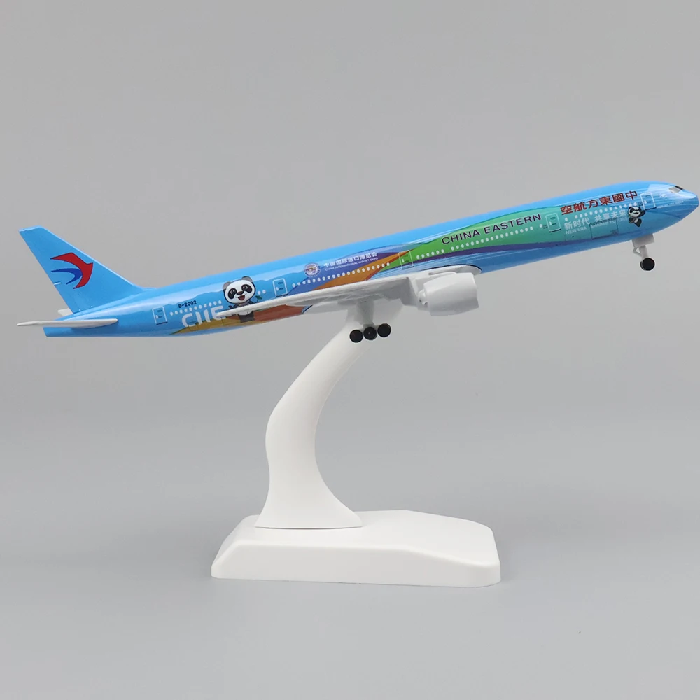 

Metal Aircraft Model 20 Cm 1:400 Into The Bo B777 Metal Replica Alloy Material With Landing Gear Toys Collectibles Birthday Gift