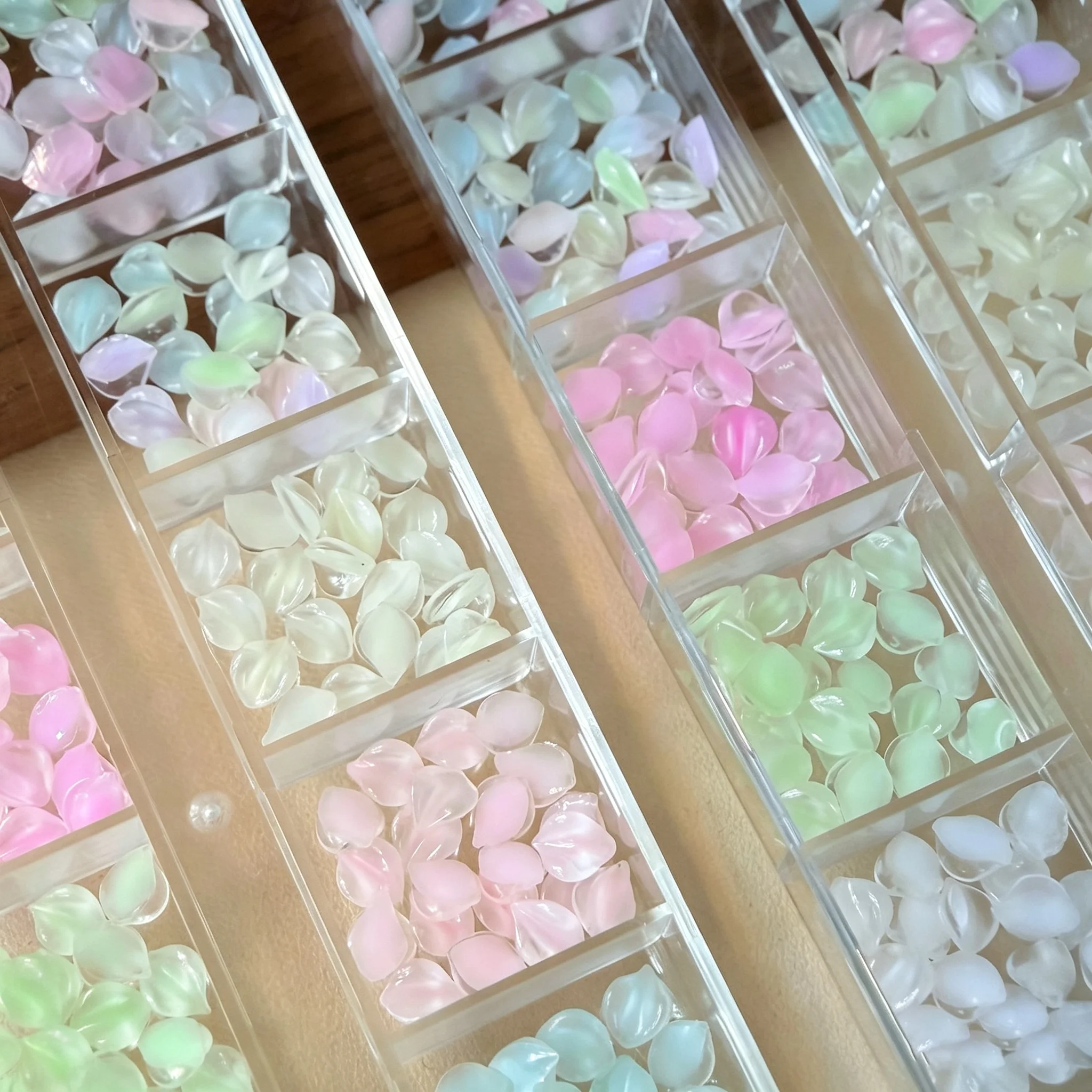 12 Grid Mixed Color Petal Nail Charms Dopamine Icy Crystal Five Petal Flower Spliced Manicure Accessories Nail Art Decorations