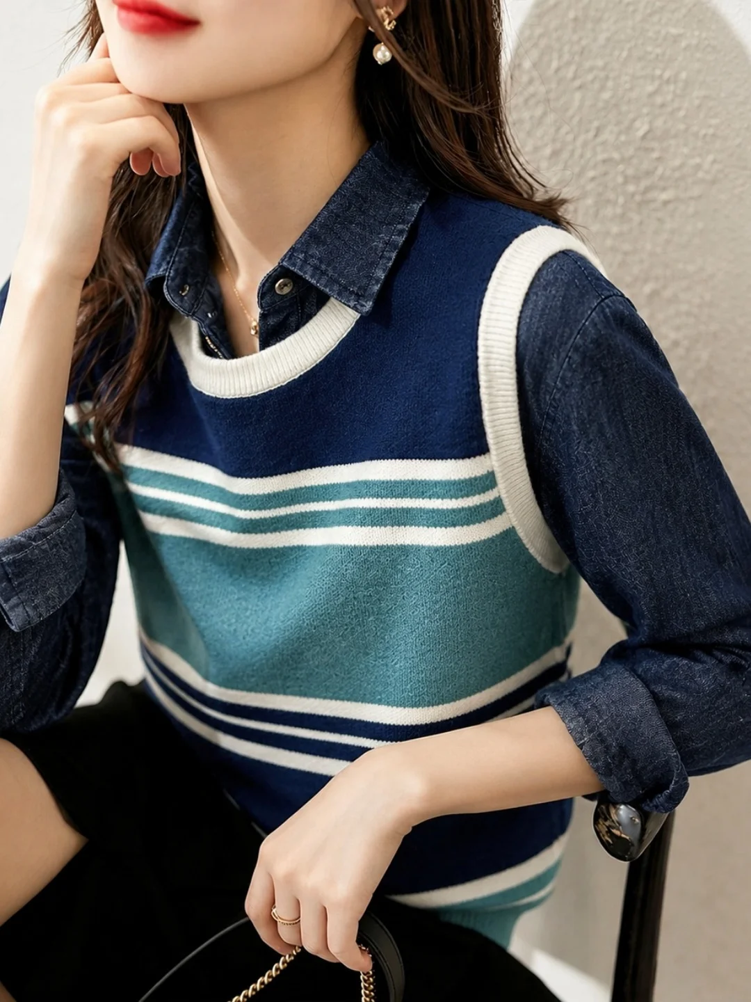 New 2026 Autumn Lazy Style Color Block round Neck Knitted Vest Women's Sleeveless Jacket Commute Versatile Fashion Ladies Vest