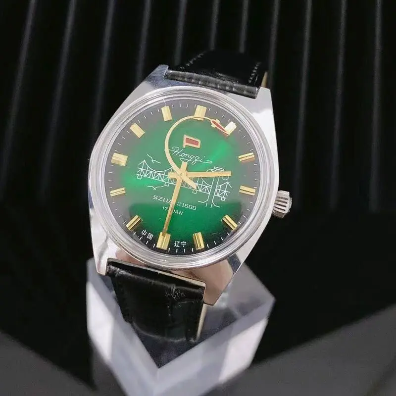 Domestic Red Flag Yalu River Old-Fashioned Manual Mechanical Men’s Watch, Retro Nostalgic All-Steel Aircraft Hands view 4