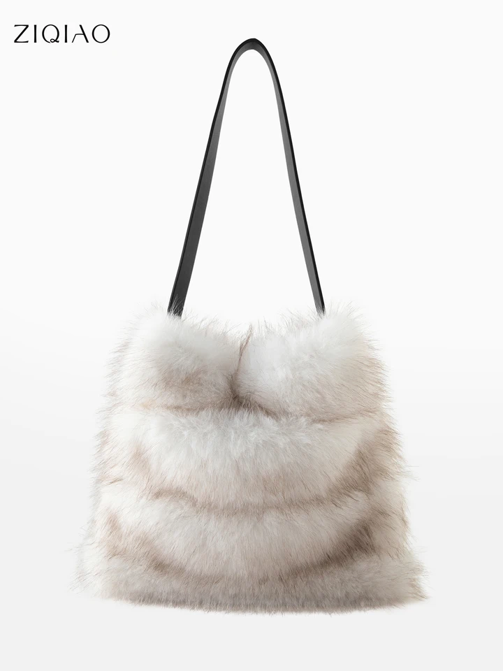 新品♡AMERI ECO FUR RING BAG Ameri（アメリ）の「ECO FUR RING BAG（ハンドバッグ）」 - WEAR