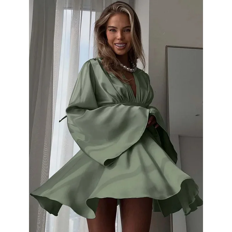 Bonny-vestido de satén verde a la moda para mujer, vestidos elegantes de manga larga con cuello en V profundo, minivestidos plisados de cintura alta para otoño