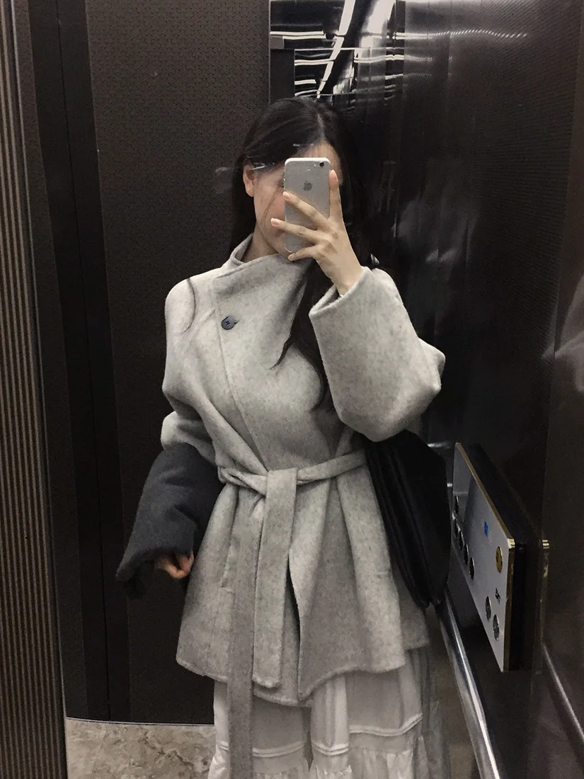 

Ele шерстяное пальто женское зимнее Aosphere Feel с воротником-стойкой и поясом, маленький размер, длинный све Jaet