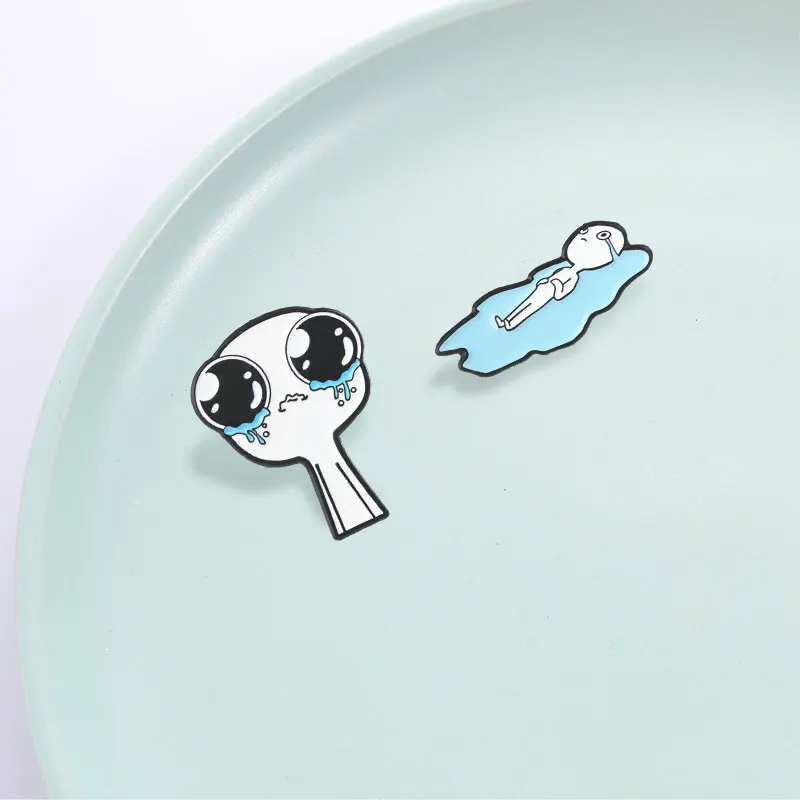 Weinende Große Augen Emaille-Abzeichen Lustiger Meme-Mann Trauriger Gesichtsausdruck Pin Liegt in einer Pfütze Strichmännchen Metallbrosche Anstecknadel Accessoire Geschenk – Detail 6