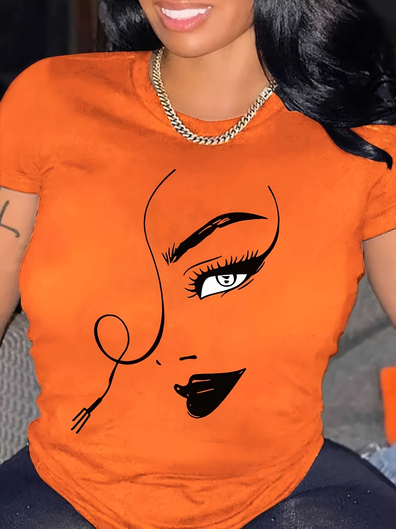 Summer women\'s Abstract Portrait print loose oversized casual round neck short sleeved T-shirt top Sports Fashion Casual Explos